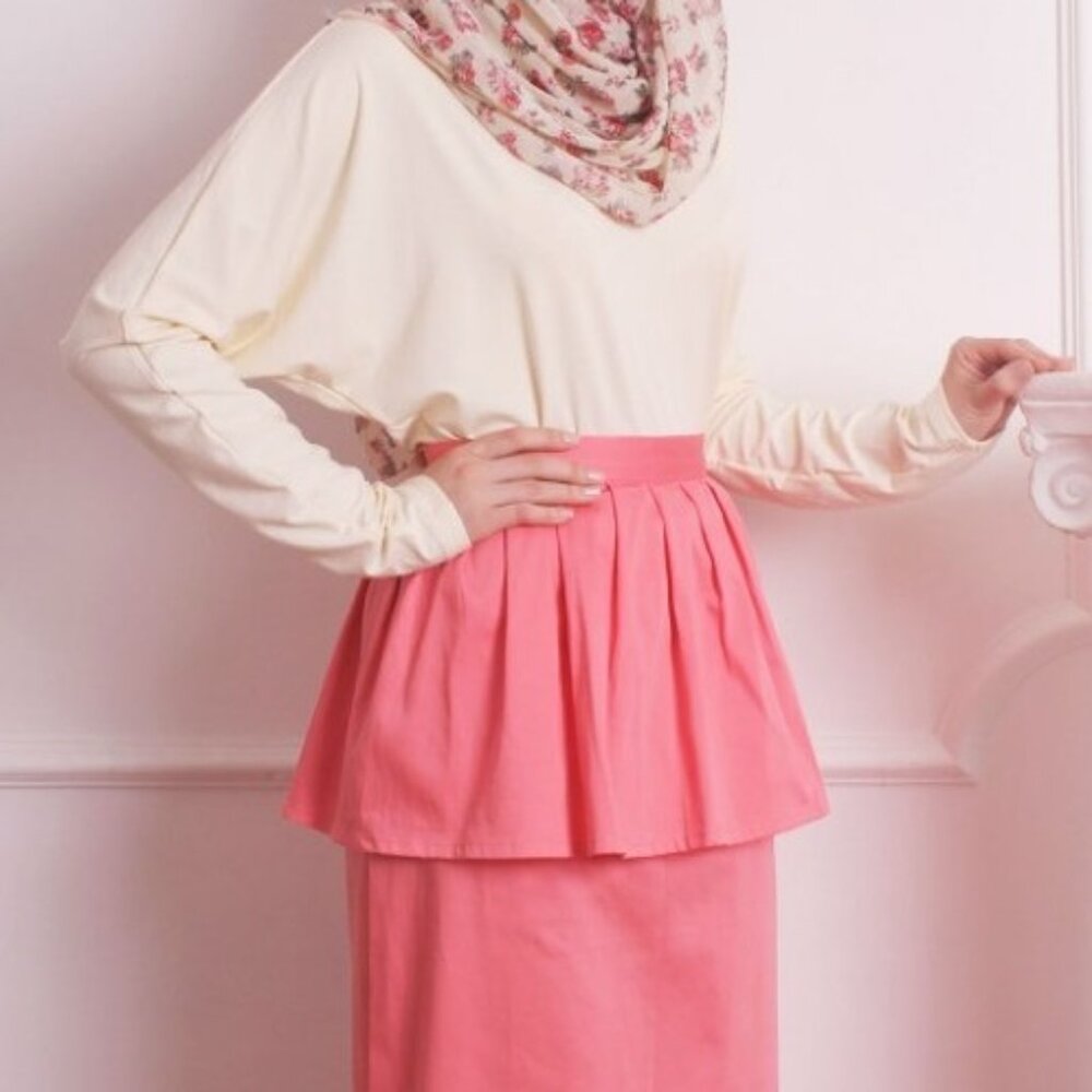 Kamaal Bat Sleeve Top, Beige View 2